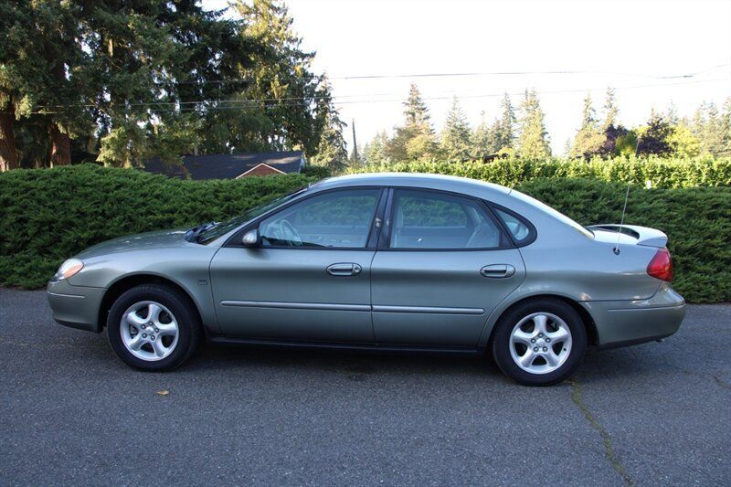 Used 2001 Ford Taurus SES FWD image 12