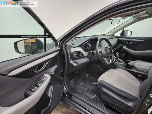 Used 2022 Subaru Outback Premium AWD/4WD image 11