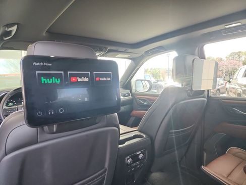 Certified 2024 GMC Yukon Denali Ultimate w/ LPO, Floor Liner Package AWD/4WD image 36