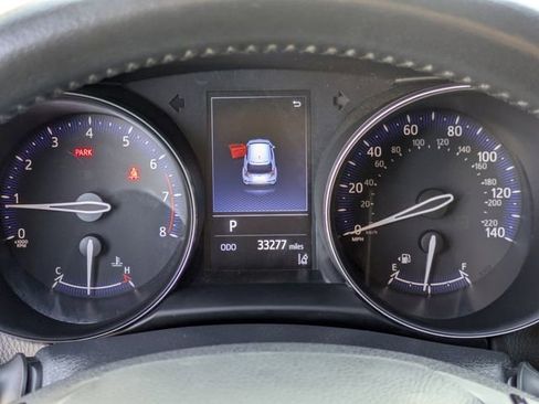 Used 2022 Toyota C-HR XLE image 20