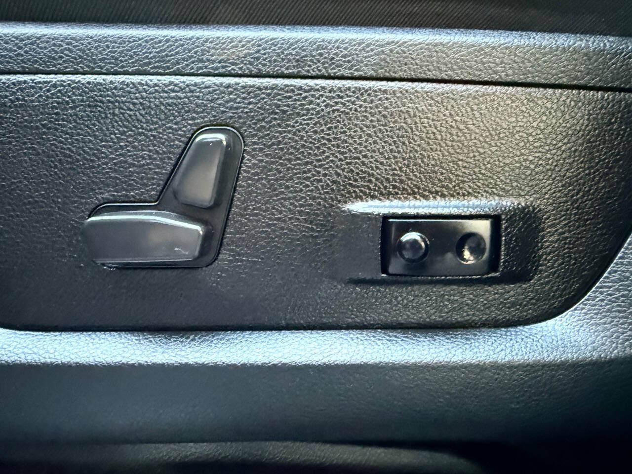 Used 2022 RAM 3500 Limited AWD/4WD image 21