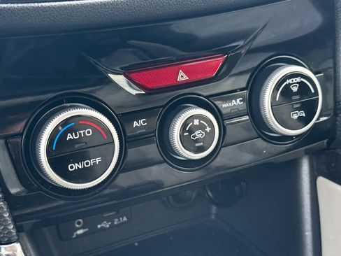 Used 2024 Subaru Forester Premium image 22