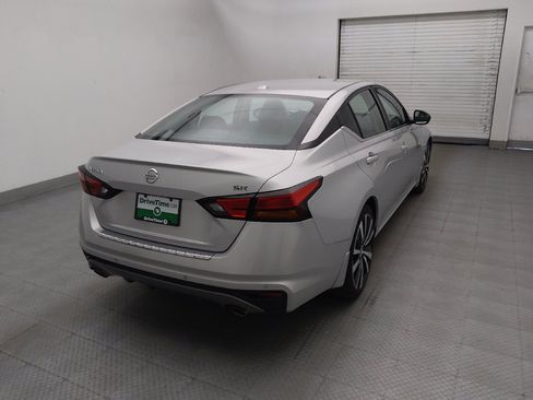 Used 2021 Nissan Altima 2.5 SR FWD image 7