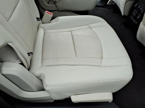 Used 2023 Buick Enclave Essence w/ Experience Buick Package image 18