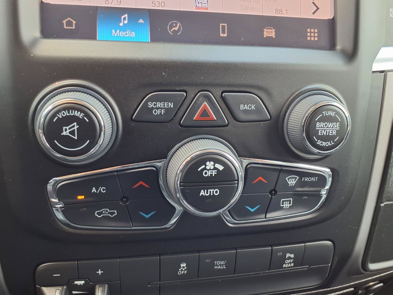 Used 2022 RAM 1500 Classic SLT w/ Electronics Group AWD/4WD image 9