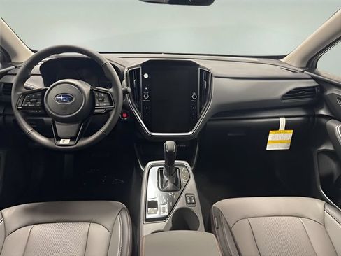 Used 2025 Subaru Crosstrek 2.5i Limited w/ Crosstrek Mirror Package AWD/4WD image 10