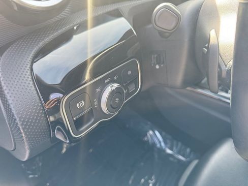 Used 2020 Mercedes-Benz A 220 4MATIC w/ Premium Package image 21