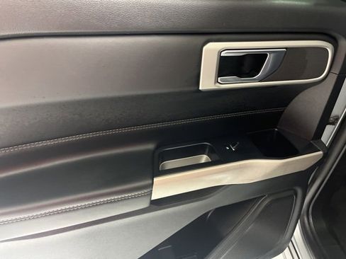 Used 2023 Ford Explorer XLT w/ Equipment Group 202A image 30