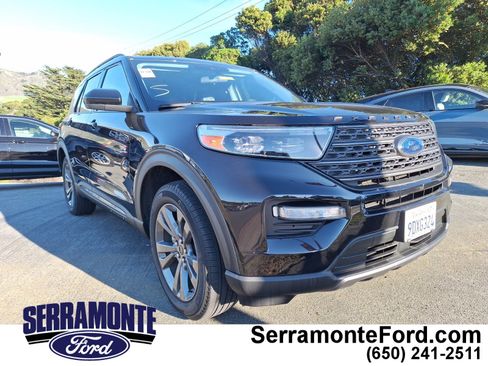 Used 2022 Ford Explorer XLT w/ Equipment Group 202A image 1