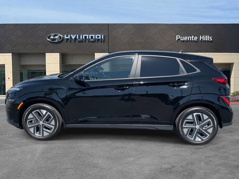 Certified 2023 Hyundai Kona SE image 3