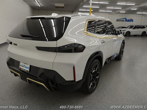 Used 2024 BMW XM AWD/4WD image 11