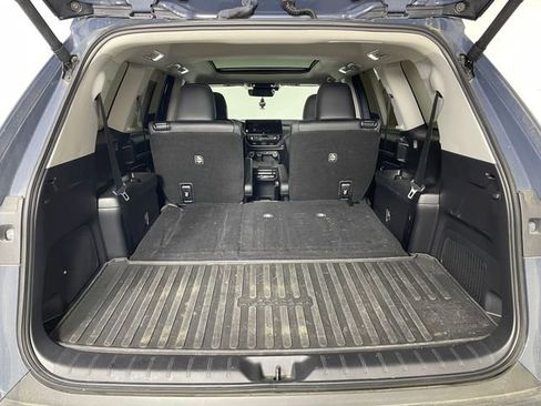 Used 2024 Toyota Grand Highlander Limited image 13