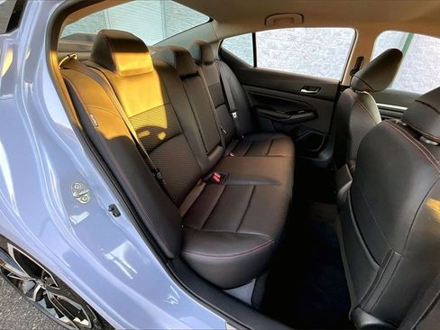 Certified 2025 Nissan Altima 2.5 SR image 19