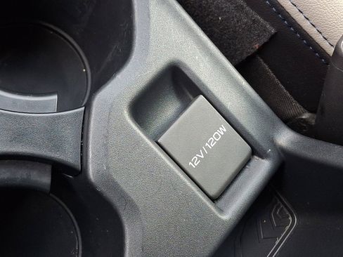 Used 2025 Subaru Forester Limited AWD/4WD image 28