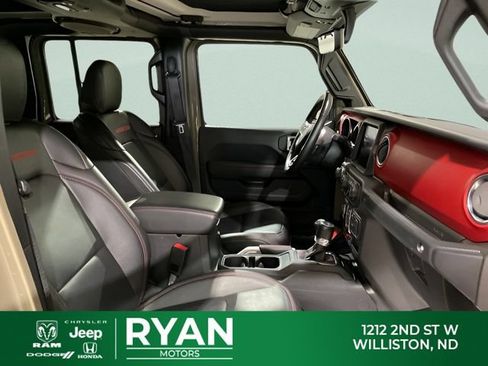 Used 2020 Jeep Gladiator Rubicon AWD/4WD image 39