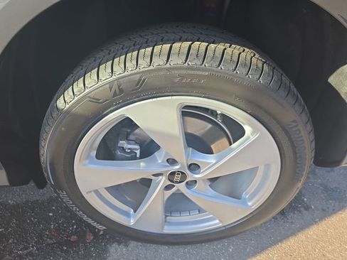 Used 2025 Audi Q5 Premium Plus image 48