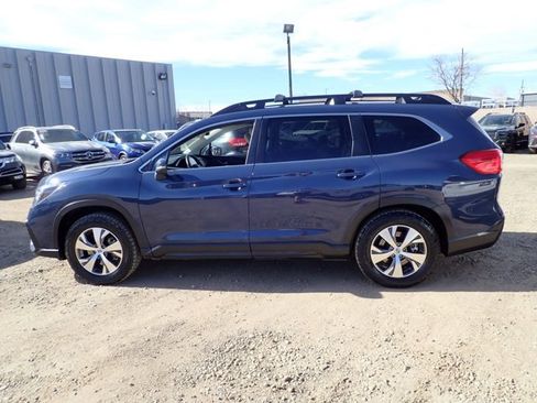 Certified 2023 Subaru Ascent Premium w/ Convenience Package image 2