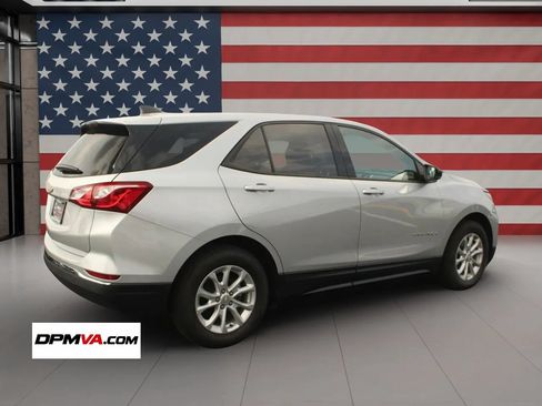 Used 2018 Chevrolet Equinox LS FWD image 8