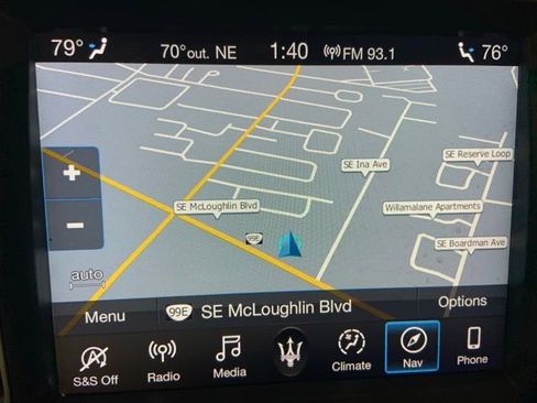 Used 2019 Maserati Levante GranLusso AWD/4WD image 30