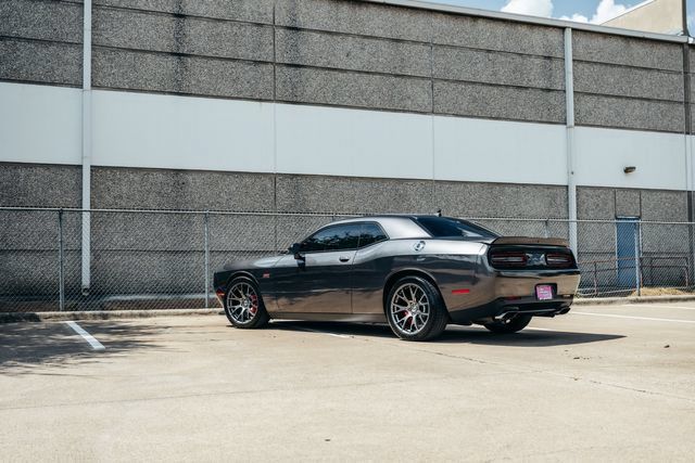 Used 2015 Dodge Challenger SRT w/ Technology Group RWD image 53