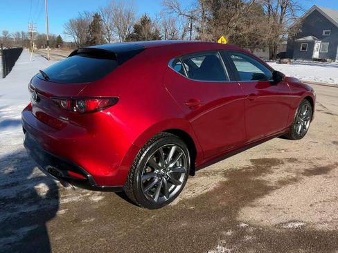 Used 2019 MAZDA MAZDA3 AWD Hatchback image 5