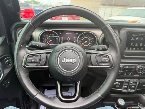 Used 2019 Jeep Wrangler Unlimited Sport S AWD/4WD image 8
