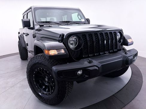 Used 2021 Jeep Gladiator Sport AWD/4WD image 10
