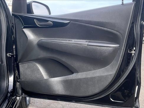 Used 2020 Chevrolet Spark LT image 20