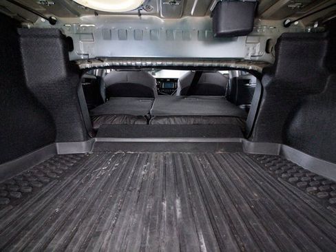 Used 2018 Toyota Camry LE image 30