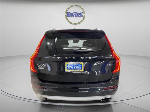 Used 2016 Volvo XC90 T6 Momentum image 4