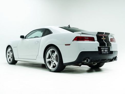 Used 2014 Chevrolet Camaro SS image 16