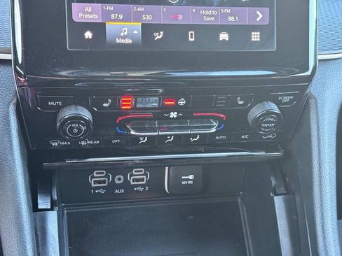 Used 2024 Jeep Grand Cherokee Laredo X w/ Luxury Tech Group I image 36