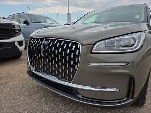 Used 2025 Lincoln Corsair Reserve w/ Equipment Group 202A AWD/4WD image 20
