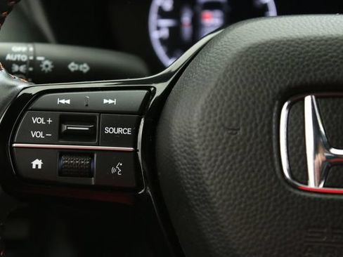 Used 2023 Honda HR-V Sport image 13