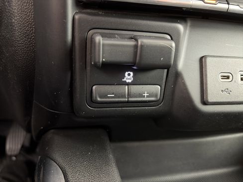 Used 2021 GMC Sierra 1500 Elevation AWD/4WD image 31