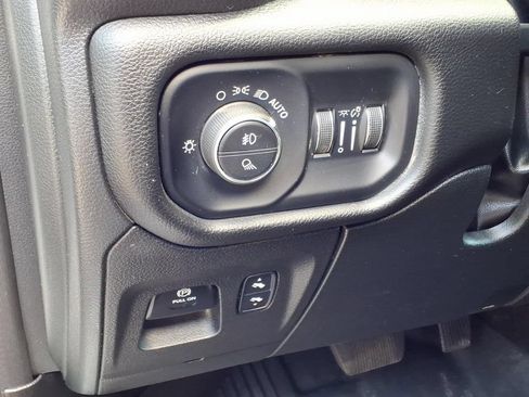 Used 2023 RAM 1500 Laramie AWD/4WD image 19