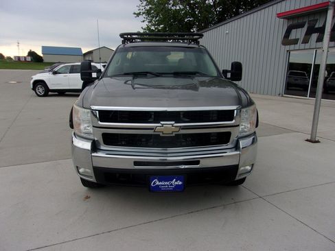 Used 2007 Chevrolet Silverado 2500 LT w/ Snow Plow Prep Package AWD/4WD image 7