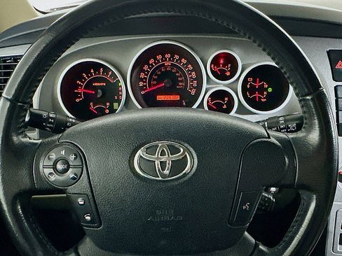 Used 2013 Toyota Sequoia SR5 image 12