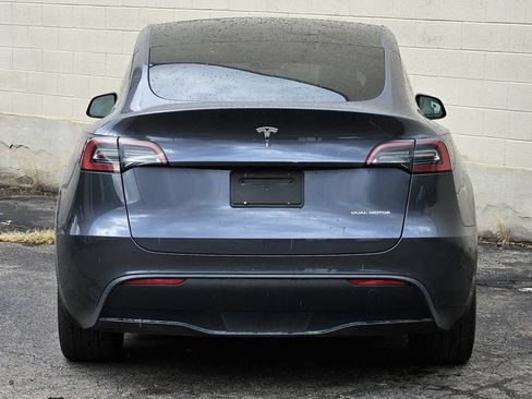Used 2023 Tesla Model Y Long Range AWD/4WD image 4