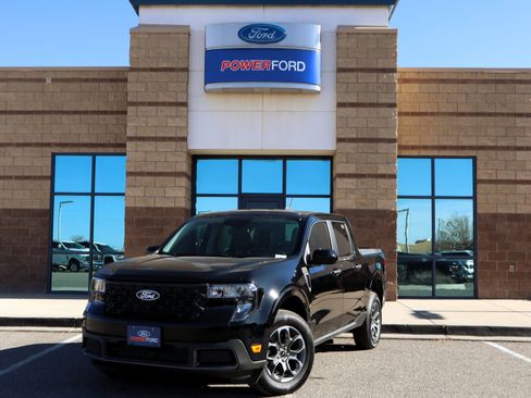 New 2025 Ford Maverick XLT w/ XLT Luxury Package image 2