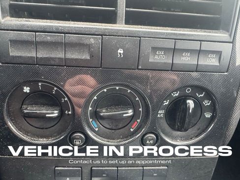 Used 2010 Ford Explorer XLT image 18