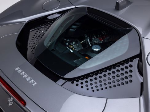 Certified 2024 Ferrari SF90 Spider AWD/4WD image 18