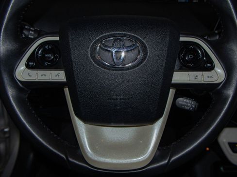 Used 2019 Toyota Prius Prime Premium FWD image 12
