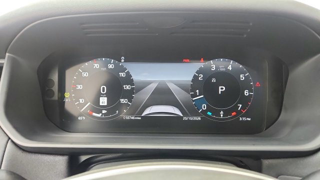 Used 2025 Land Rover Discovery S AWD/4WD image 55