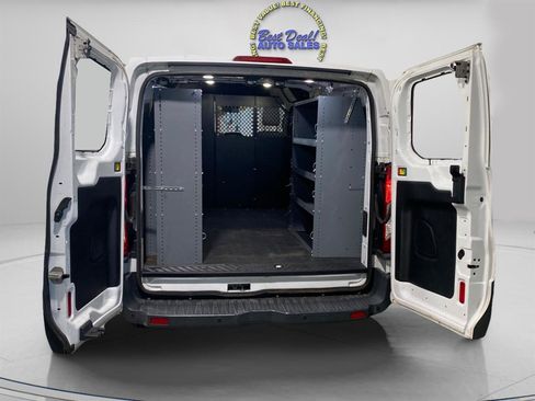 Used 2018 Ford Transit 250 130 Low Roof RWD image 9