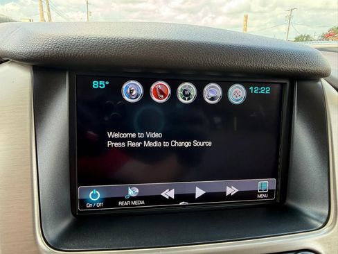 Used 2018 GMC Yukon XL Denali w/ Denali Ultimate Package AWD/4WD image 17