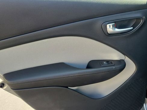 Used 2014 Dodge Dart SXT FWD image 16
