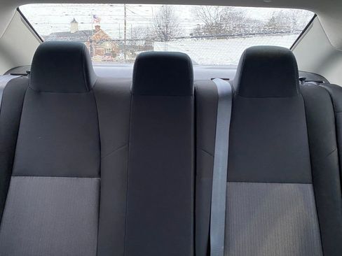 Used 2025 Nissan Sentra SV image 25