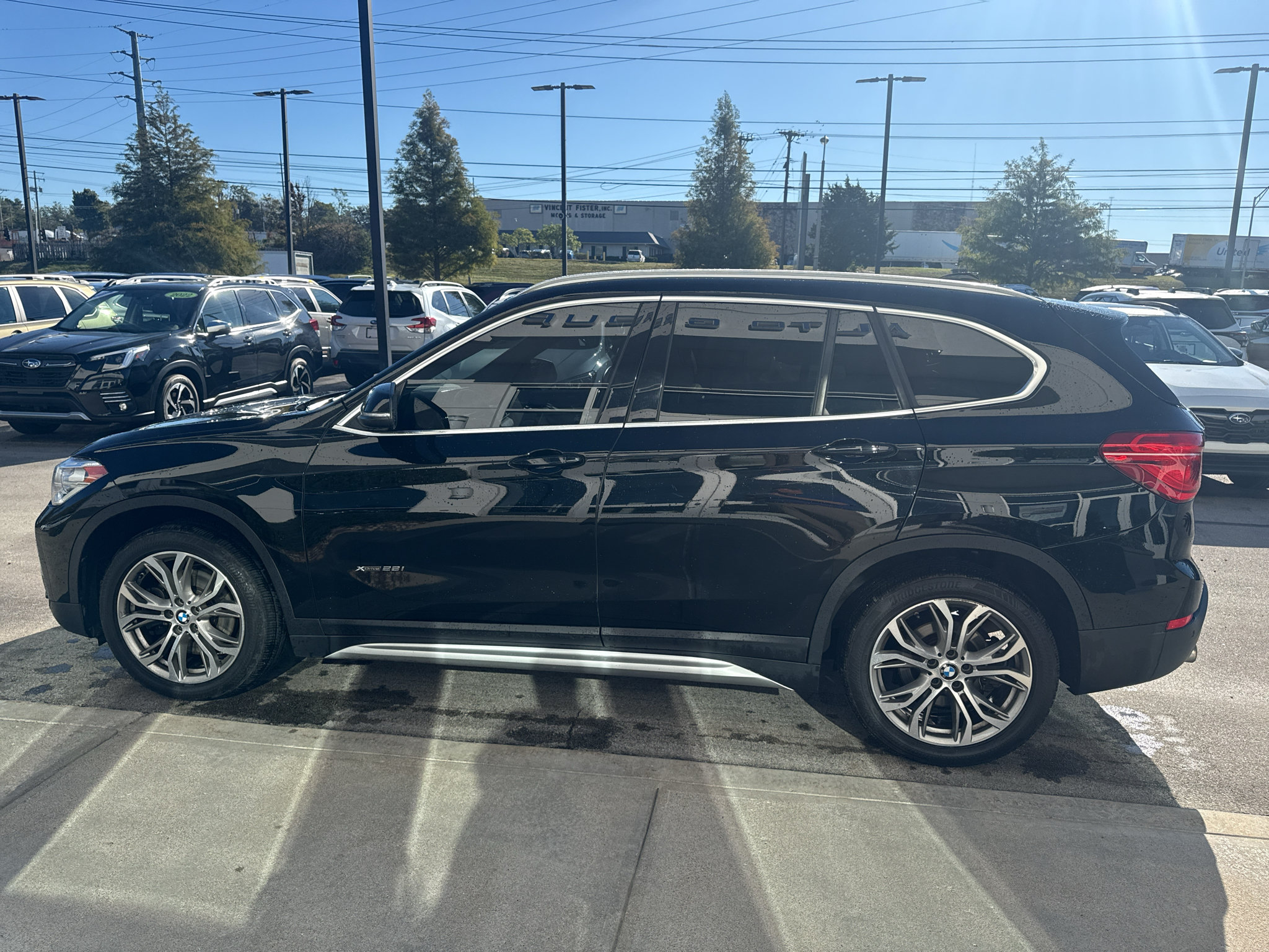 Used 2017 BMW X1 xDrive28i AWD/4WD image 6