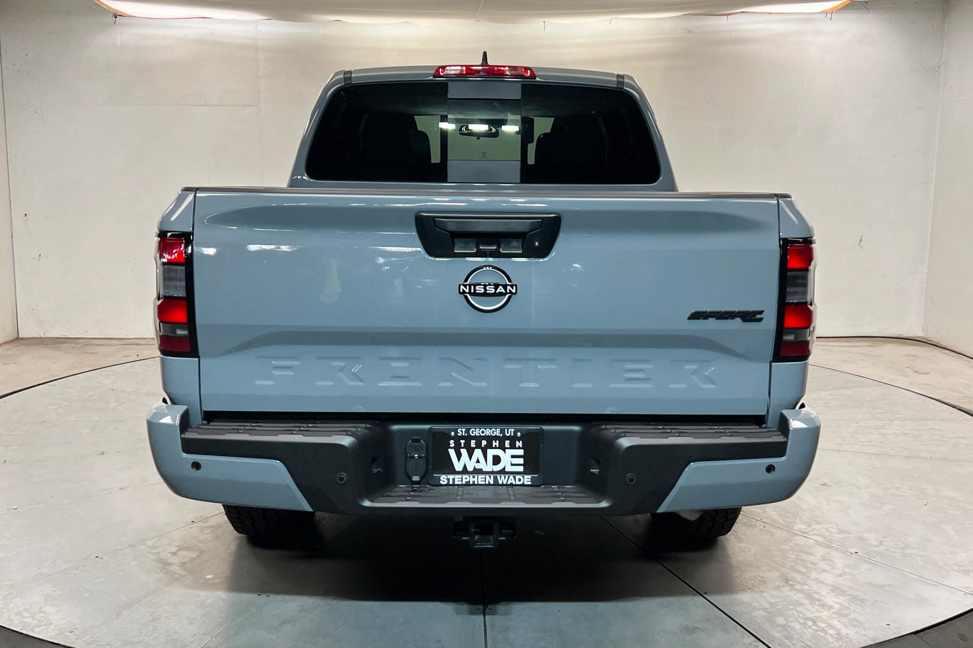 New 2027 Nissan Frontier SV w/ SV Convenience Package AWD/4WD image 4